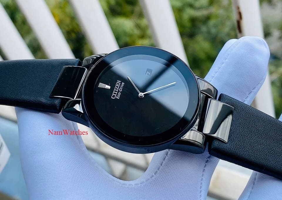 AU1065-07E (4) dong ho Citizen Eco-drive Axiom Full Black Leather – AU1065-07E