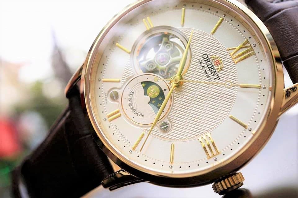 RA-AS0004S00B (7) dong ho Orient Sun & Moon Open Heart Gold Leather - RA-AS0004S00B