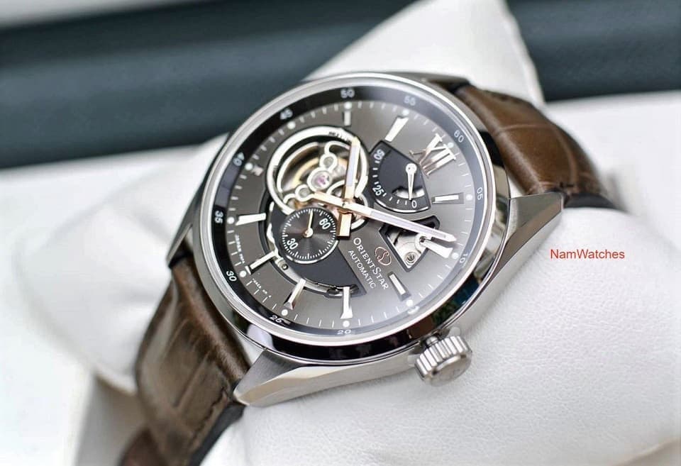 RE-AV0006Y00B (7) dong ho Orient Star Semi Skeleton Brown Leather - RE-AV0006Y00B